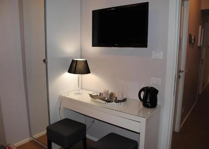 Room In Guest Room